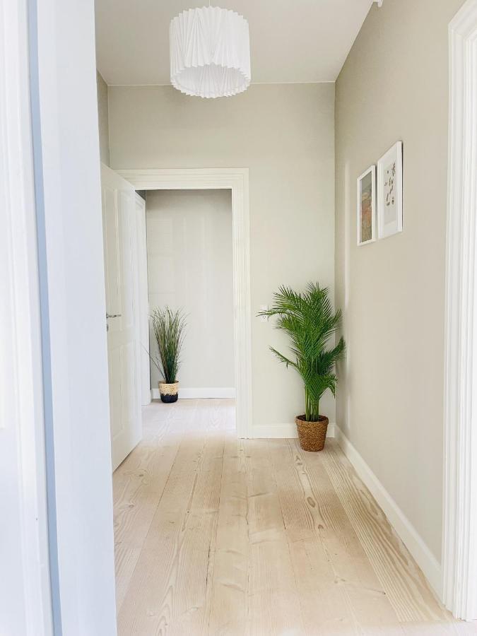 Aday - 2 Bedroom Apartment With Patio Aalborg Luaran gambar