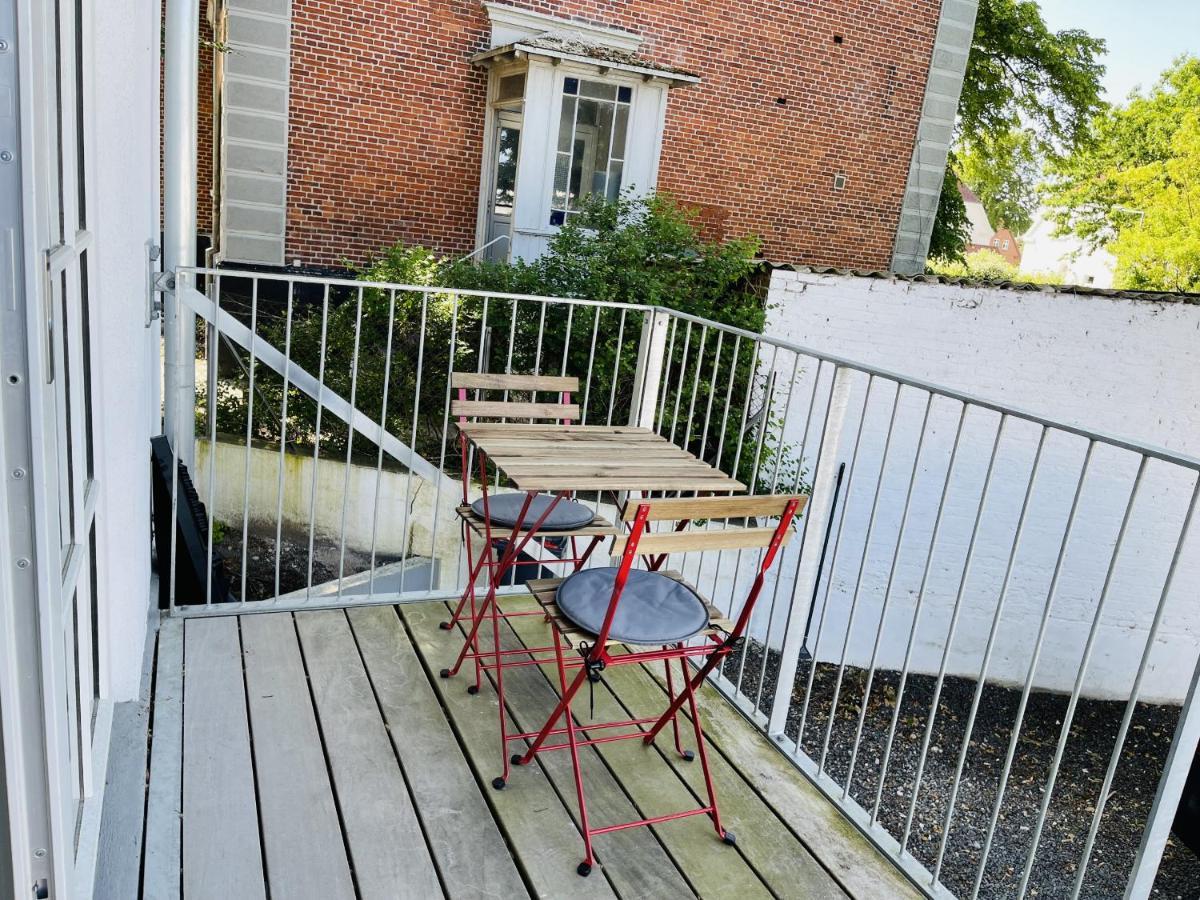 Aday - 2 Bedroom Apartment With Patio Aalborg Luaran gambar
