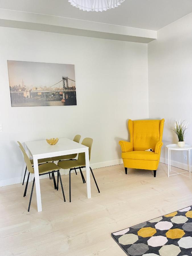Aday - 2 Bedroom Apartment With Patio Aalborg Luaran gambar
