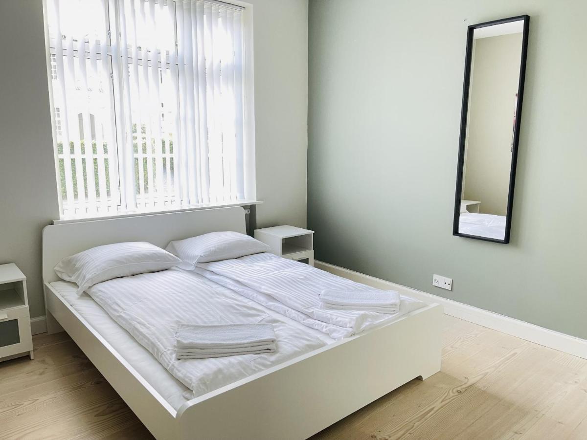Aday - 2 Bedroom Apartment With Patio Aalborg Luaran gambar